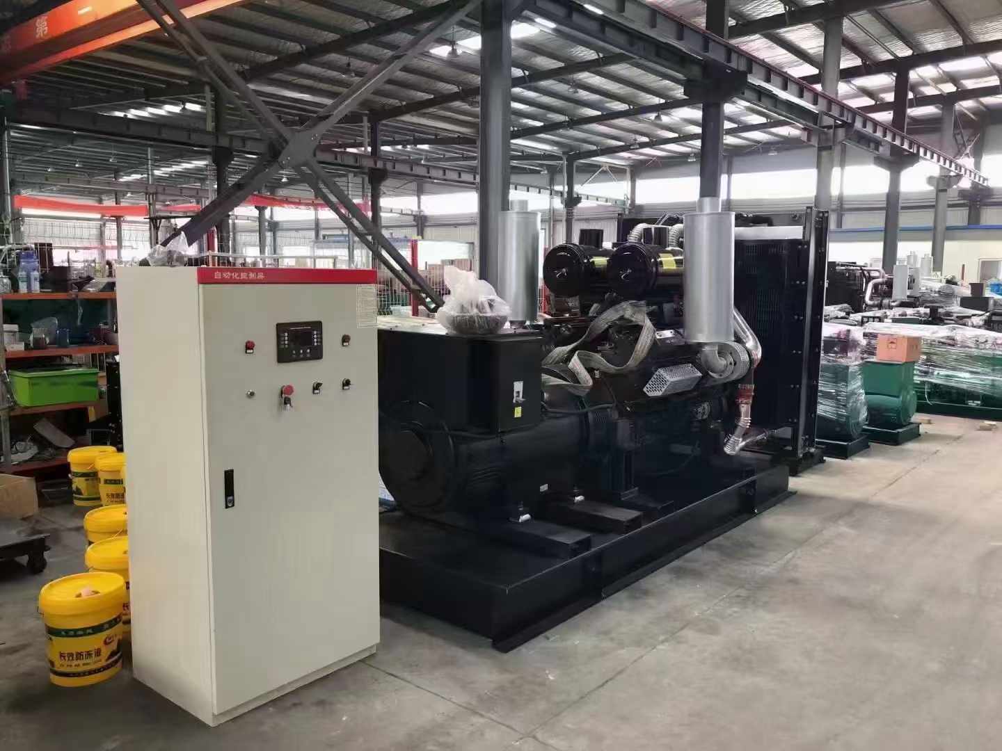 安溪柴油发电机运行时的噪音和振动水平如何？